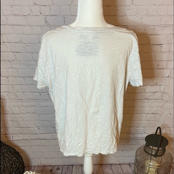 𝅺XL Captain Marvel Tee  T Shirt XL - Picture 2 of 3